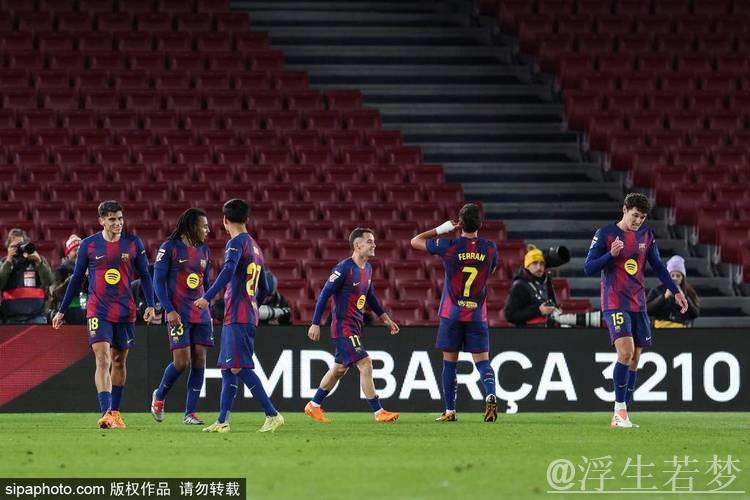 拉菲尼亚双响,巴萨主场2-0击败奥萨苏纳 拉菲尼亚双响,巴萨主场2-0击败奥萨苏纳