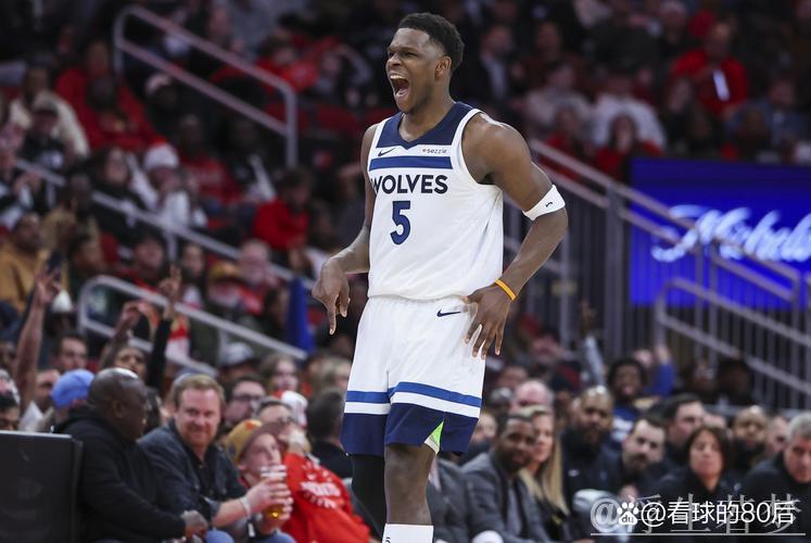 爱德华兹砍40+9 森林狼憾负太阳